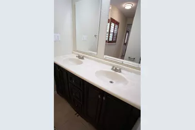 3205 W Ballast Point Boulevard, Tampa, FL 33611 - Photo 15