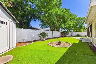 6447 17th Pl N, Saint Petersburg, FL 33710 - Photo 5