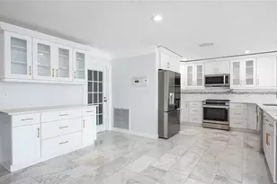 551 Crystal Dr, Madeira Beach, FL 33708 - Photo 23