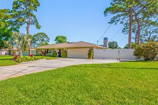 2515 Desoto Way S, Saint Petersburg, FL 33712 - Photo 5