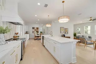 3317 15th St N, Saint Petersburg, FL 33704 - Photo 11