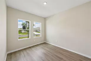 5919 Fresh Flora Dr, Wimauma, FL 33598 - Photo 5
