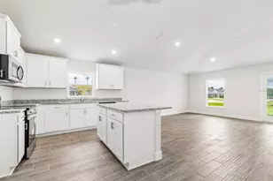 12976 Kent Bradley St, Dade City, FL 33525 - Photo 19