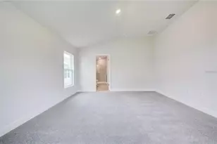 12976 Kent Bradley St, Dade City, FL 33525 - Photo 11