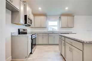 12976 Kent Bradley St, Dade City, FL 33525 - Photo 17