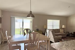 9242 Freedom Hill Dr, Seffner, FL 33584 - Photo 7