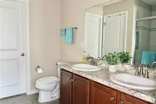 9242 Freedom Hill Dr, Seffner, FL 33584 - Photo 15