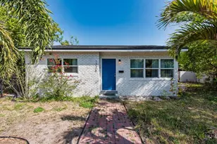 1325 54th Ave N, Saint Petersburg, FL 33703 - Photo 1