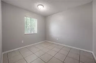 4016 Cortez Dr, Tampa, FL 33614 - Photo 5