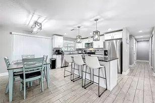 2449 66th Ave S, Saint Petersburg, FL 33712 - Photo 3