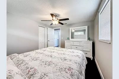 2449 66th Avenue S, Saint Petersburg, FL 33712 - Photo 9