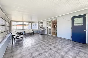 2449 66th Ave S, Saint Petersburg, FL 33712 - Photo 13