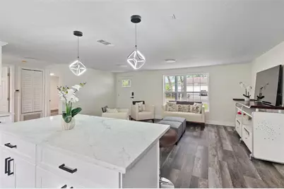 15226 Valdosta Road, Spring Hill, FL 34610 - Photo 11
