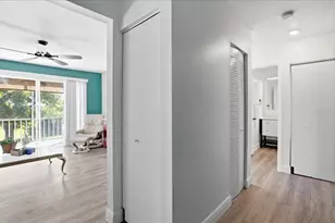 3580 38th Ave S, Saint Petersburg, FL 33711 - Photo 3