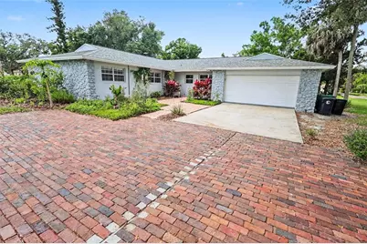 1713 14th Avenue W, Palmetto, FL 34221 - Photo 1
