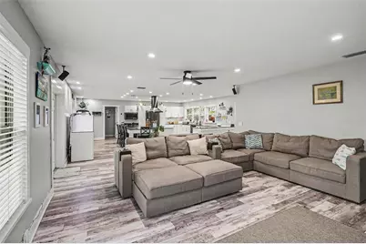 1713 14th Avenue W, Palmetto, FL 34221 - Photo 5