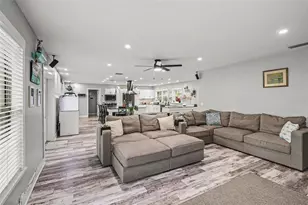 1713 14th Ave W, Palmetto, FL 34221 - Photo 5