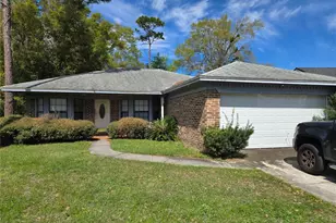 11350 Island Shore Dr W, Jacksonville, FL 32218 - Photo 1