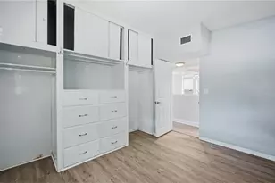 4933 13th Ave S, Gulfport, FL 33707 - Photo 17