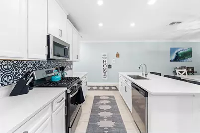 17538 Holly Well Avenue, Wimauma, FL 33598 - Photo 7