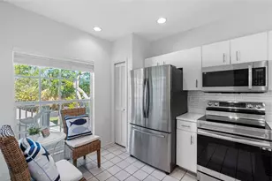 11351 Shipwatch Ln, Largo, FL 33774 - Photo 11