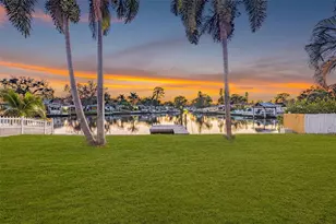 4790 Venetian Blvd NE, Saint Petersburg, FL 33703 - Photo 33