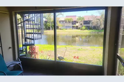 875 S Village Drive N #102, Saint Petersburg, FL 33716 - Photo 5