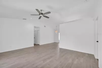 8793 58th Street N, Pinellas Park, FL 33782 - Photo 7