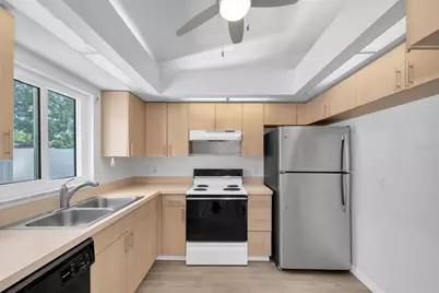 8793 58th Street N, Pinellas Park, FL 33782 - Photo 13