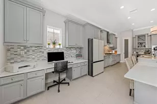 6916 Neopolitan Ct, Apollo Beach, FL 33572 - Photo 13