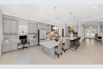 6916 Neopolitan Court, Apollo Beach, FL 33572 - Photo 9