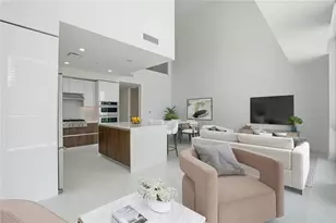 400 Central Ave, Saint Petersburg, FL 33701 - Photo 11