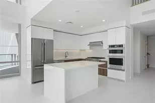400 Central Ave, Saint Petersburg, FL 33701 - Photo 13