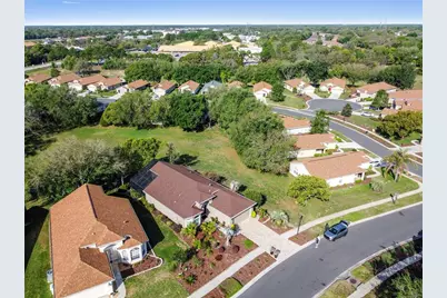 70 Center Oak Circle, Spring Hill, FL 34609 - Photo 15