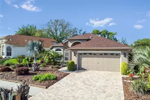 70 Center Oak Cir, Spring Hill, FL 34609 - Photo 3