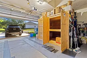 70 Center Oak Cir, Spring Hill, FL 34609 - Photo 45