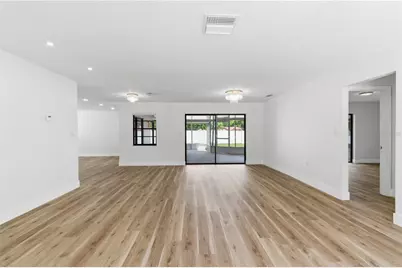 2309 Pin Oak Lane E, Clearwater, FL 33759 - Photo 13