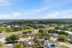 2309 Pin Oak Ln E, Clearwater, FL 33759 - Photo 49