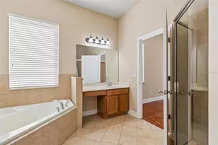 30610 Casewell Pl, Wesley Chapel, FL 33545 - Photo 31