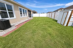 30610 Casewell Pl, Wesley Chapel, FL 33545 - Photo 35