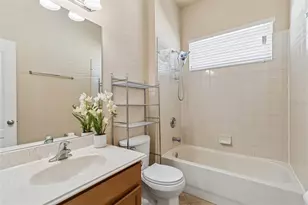 30610 Casewell Pl, Wesley Chapel, FL 33545 - Photo 11