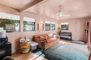 4050 Turks Cap Pl, Sarasota, FL 34234 - Photo 21