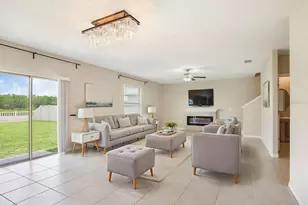 7322 King Crk Dr, Sun City Center, FL 33573 - Photo 11