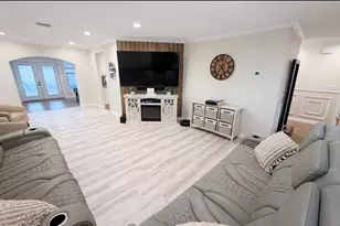 7051 Lexington Cir, Brooksville, FL 34602 - Photo 9