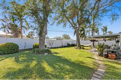 6931 Grande Vista Way S, Saint Petersburg, FL 33707 - Photo 31