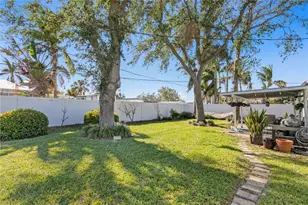 6931 Grande Vista Way S, Saint Petersburg, FL 33707 - Photo 31