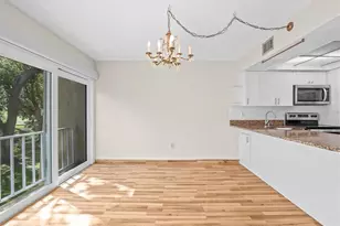 225 Country Club Dr, Largo, FL 33771 - Photo 21