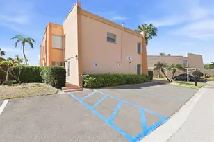 225 Country Club Dr, Largo, FL 33771 - Photo 39