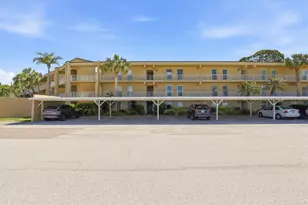225 Country Club Dr, Largo, FL 33771 - Photo 3