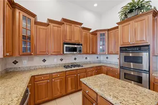 10513 Bermuda Isle Dr, Tampa, FL 33647 - Photo 7